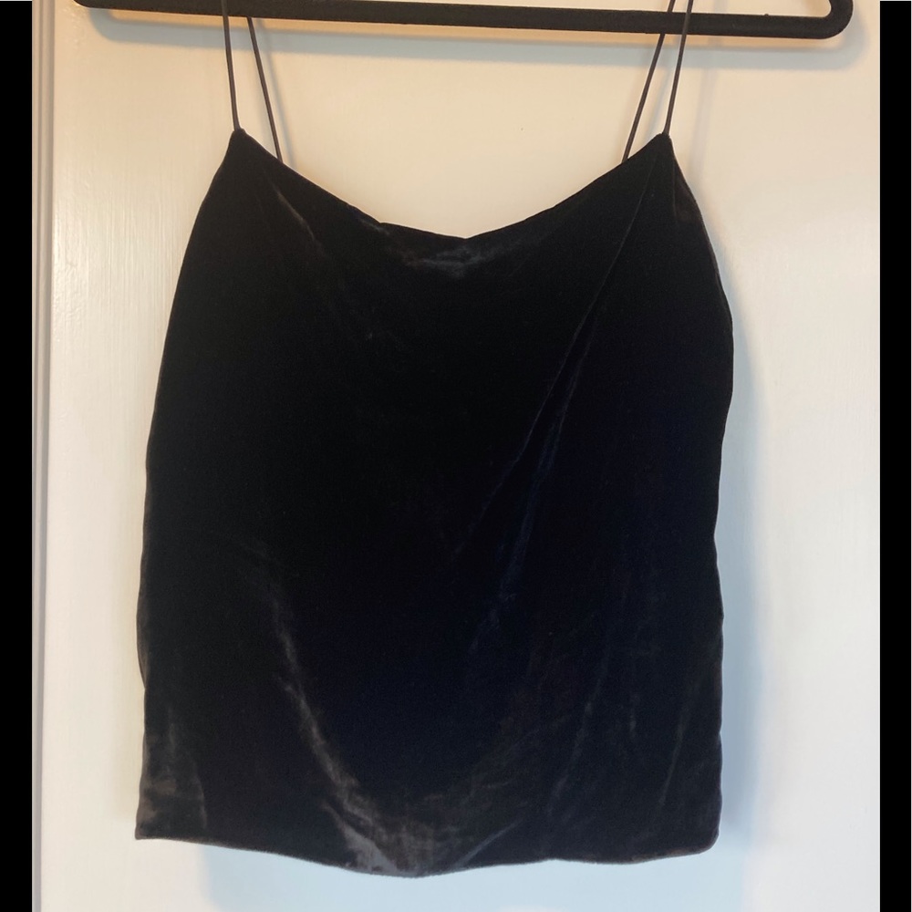 FLASH ⚡️⚡️⚡️ SALE!!! Alice + Olivia black velvet tank top, size XS